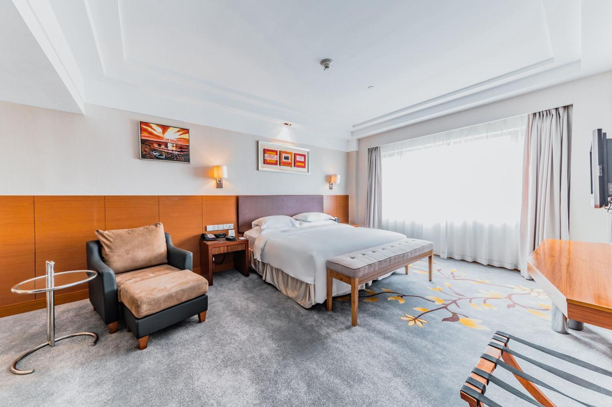 Crowne Plaza City Center Ningbo, An Ihg Hotel - Near Ningbo Railway Station Екстер'єр фото